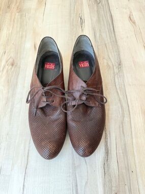 Vialis Brown Leather Lace-Up Low Heel Oxfords for Women - 39 EU